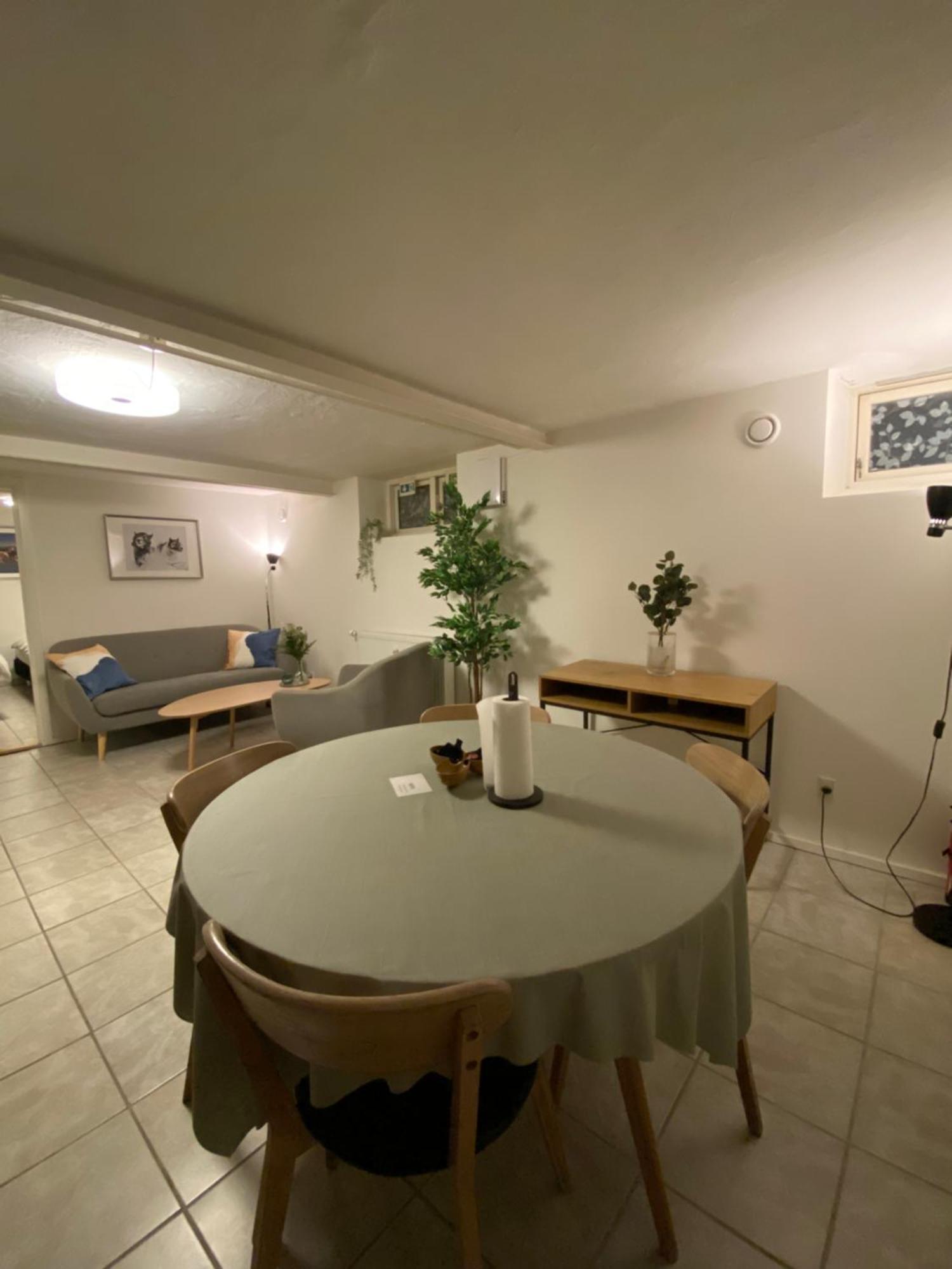 Nice Apartment In โอเดนเซ ภายนอก รูปภาพ